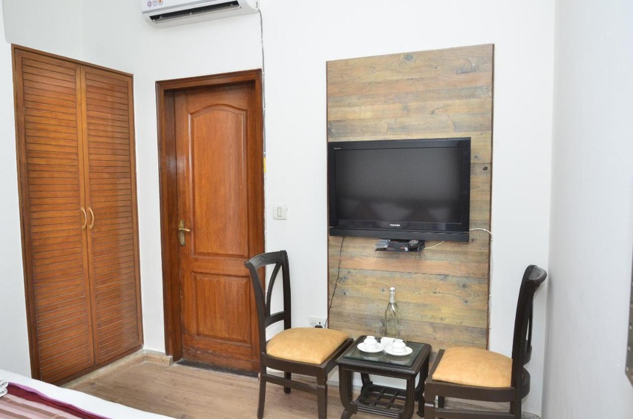 Ddr Hotel Residency Gurgaon Ngoại thất bức ảnh