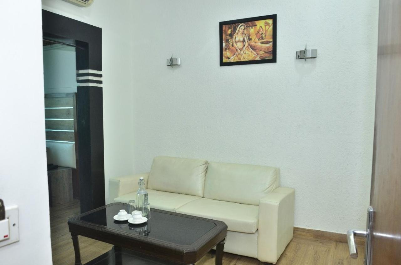 Ddr Hotel Residency Gurgaon Ngoại thất bức ảnh